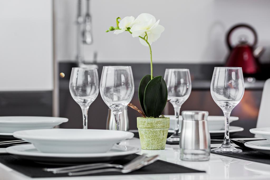 Metro Service Apartments Бедфорд Екстер'єр фото